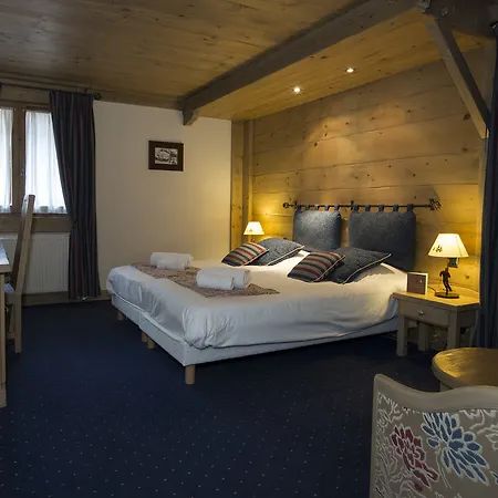 Cgh L'ecrin Du Val Claret Hotel