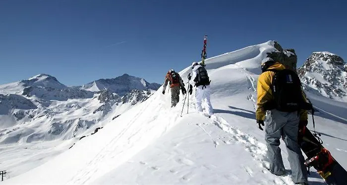 Szálloda Cgh L'ecrin Du Val Claret 4*